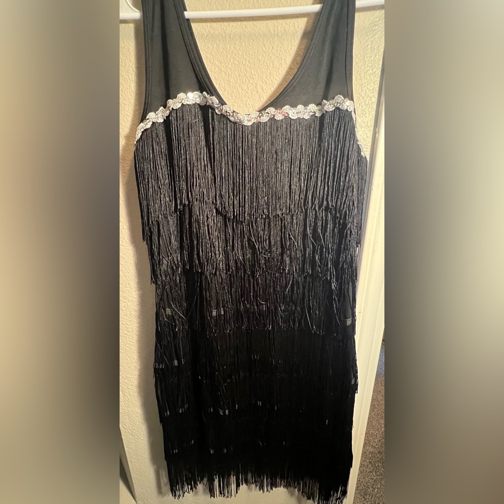 Spirit Halloween Black Flapper Dress.👗🖤 - Picture 2 of 4
